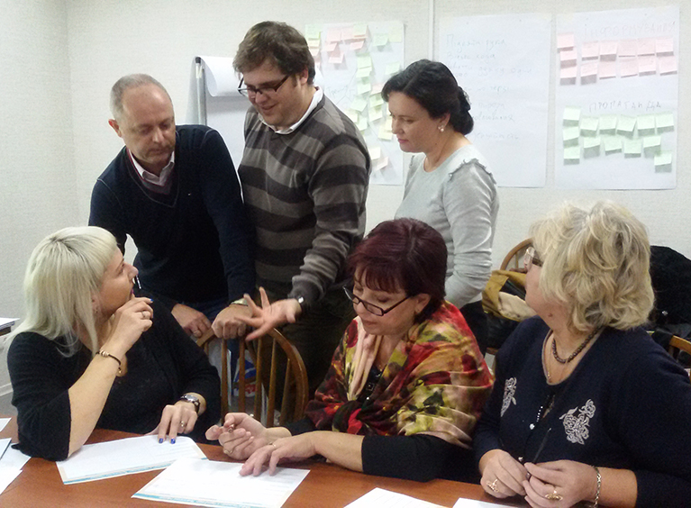 440 Ukrainians received training to teach their fellow citizens how to evaluate the trustworthiness of media sources