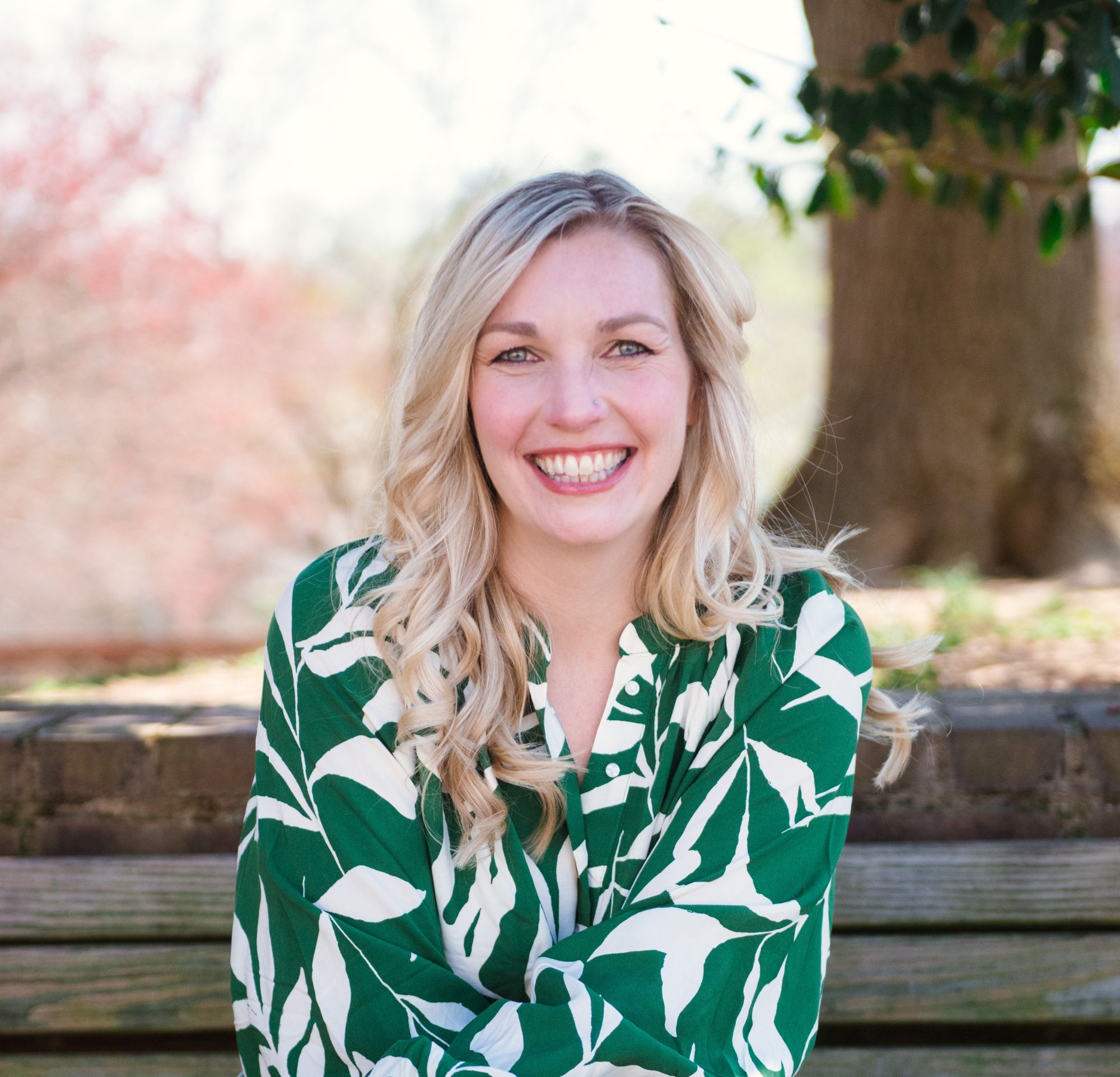 Kristen Hecht headshot