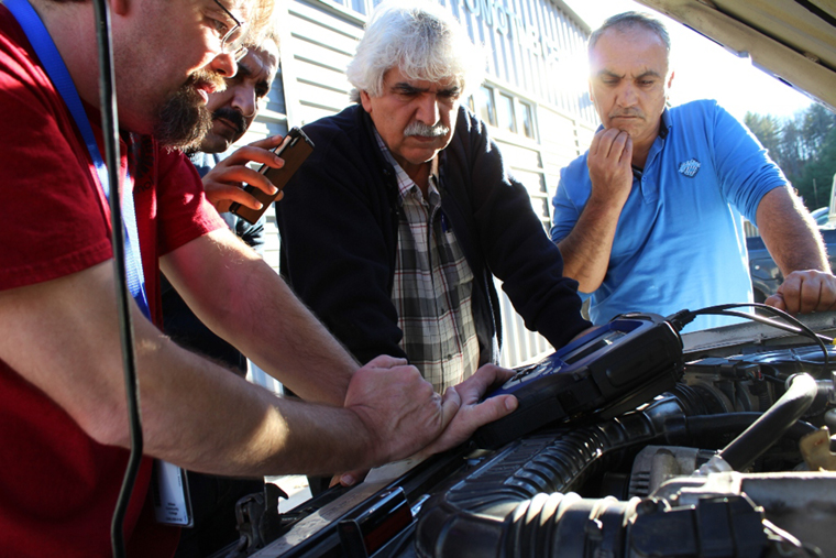 New auto-tech program improves job prospects for Kurdish youth